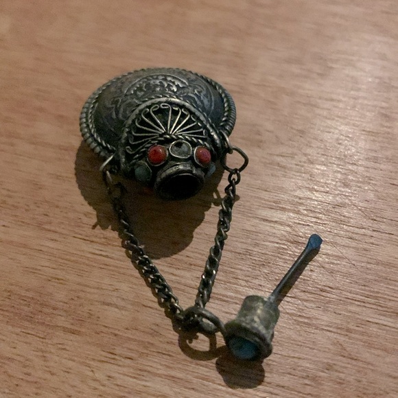 Vintage Snuff Perfume Pendant With Eastern Coins On Both Sides Gemstone Inlayed - Picture 2 of 5